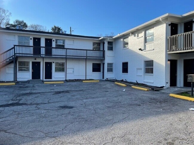 Foto del edificio - 1825 15th Ave N