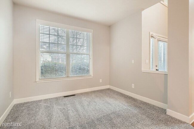 Building Photo - 4 br, 2.5 bath House - 1867 Ruby Mountain ...