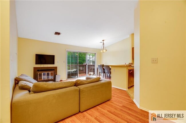 Foto del edificio - 3113 Cypress Ct