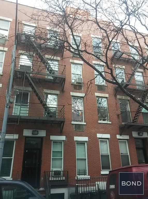 403 W 54th St Unit 1D, New York, NY 10019 Room for Rent in New York