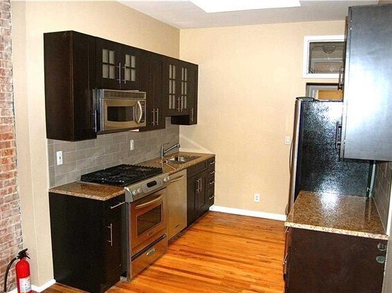 Foto del edificio - 816 Willow Ave