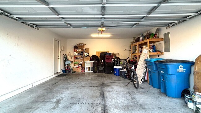 Building Photo - Excellent home in Providence Las Vegas. 3 Bedrooms and cute backyard! Must see!