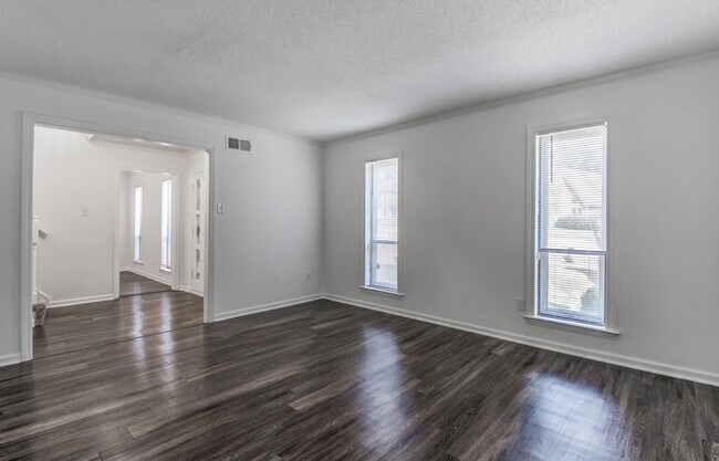 Building Photo - 2991 Wood Thrush Dr