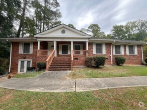 Building Photo - 2450 Forest Trail