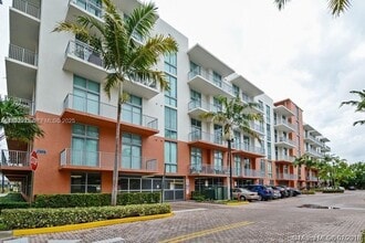 Building Photo - 2100 Van Buren St