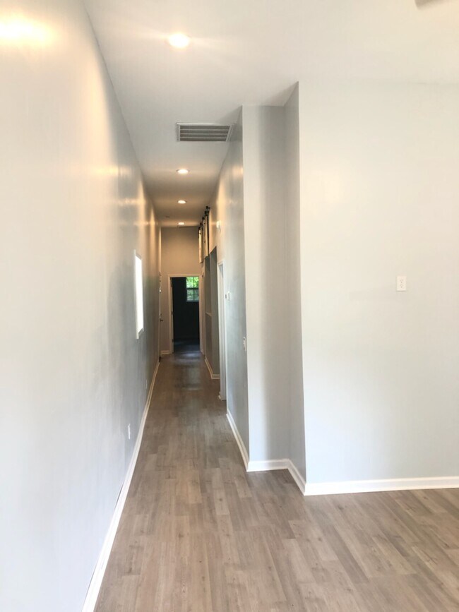 Foto del edificio - 611 North 31st