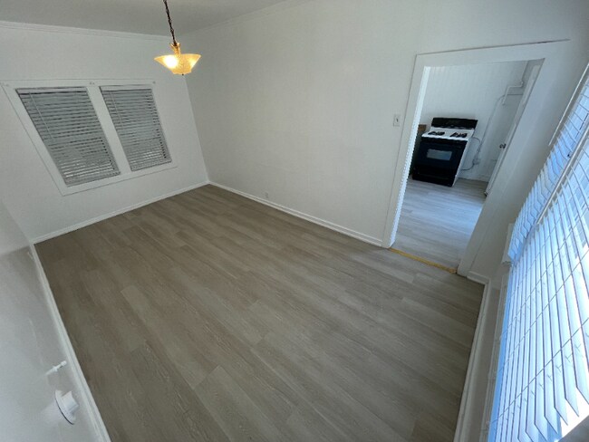 Building Photo - 1717 Jay St