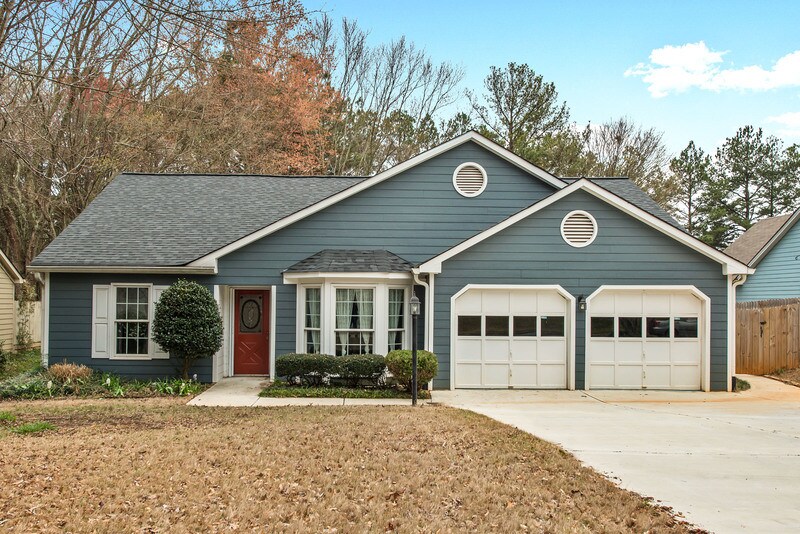 Primary Photo - 4885 Hampton Square Dr