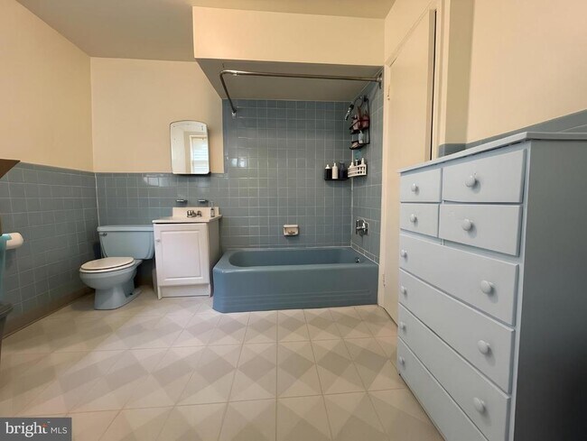 Foto del edificio - 790 S Front St