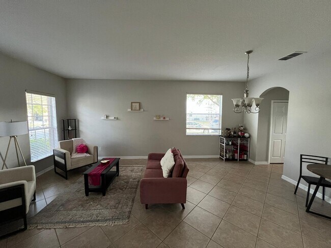 Foto del edificio - 9054 Edenshire Cir