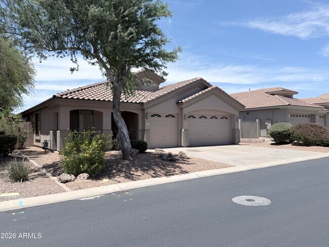 Building Photo - 7310 E Mallory Cir