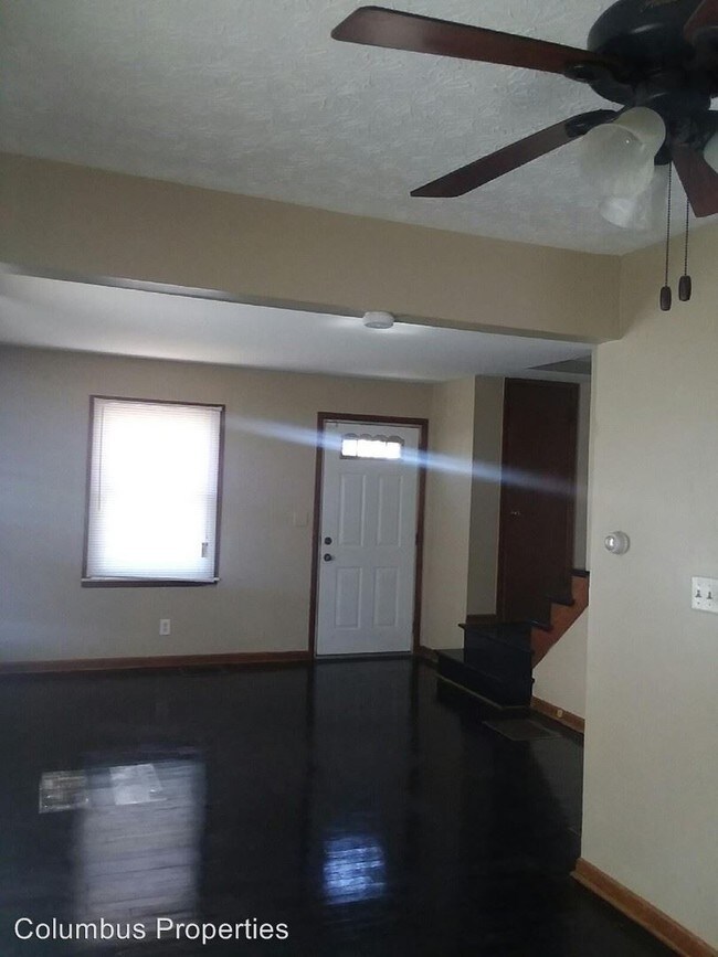 Foto del edificio - 790-792 Whitethorne Ave