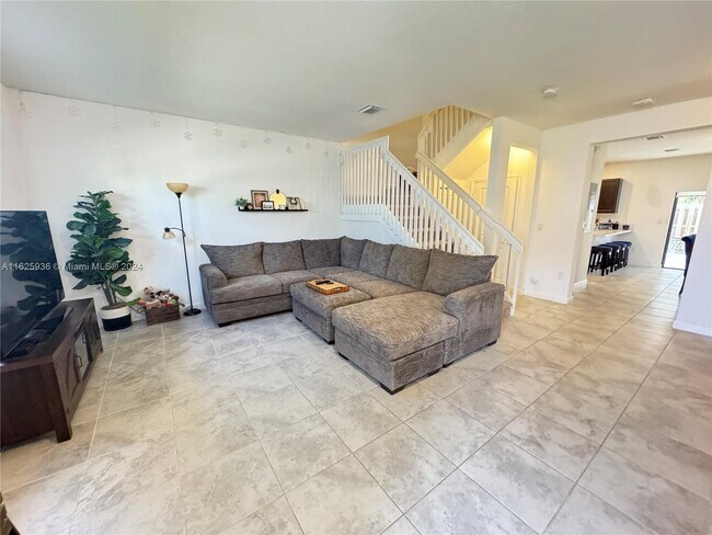 Building Photo - 11371 SW 250th Terrace