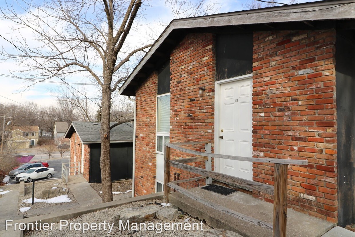 1917 Anderson Ave, Manhattan, KS 66502 Room for Rent in Manhattan, KS