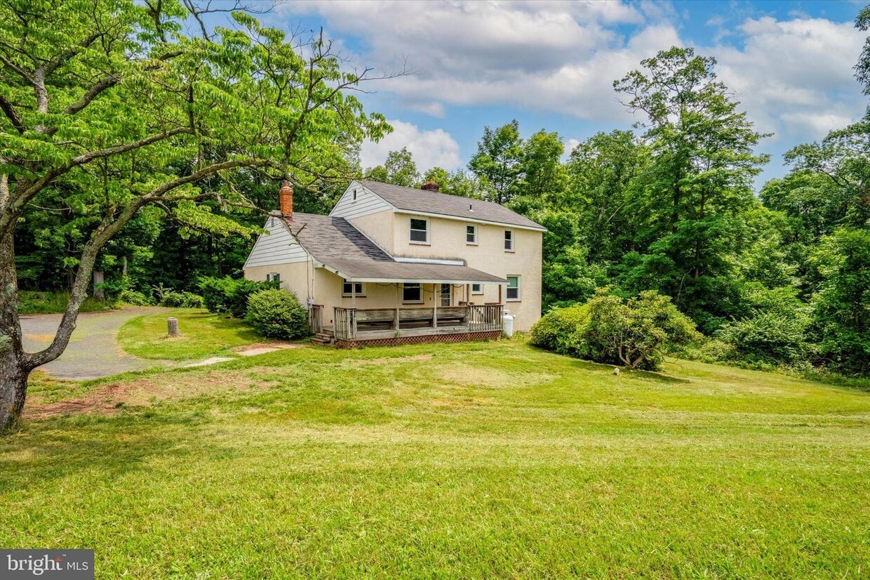 712 E Pine Ford Rd, Boyertown, PA 19512 House Rental in Boyertown, PA