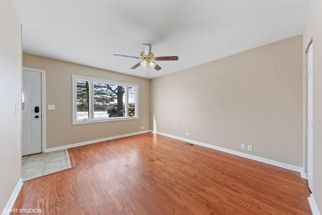 Building Photo - 1207 Sunset Ave