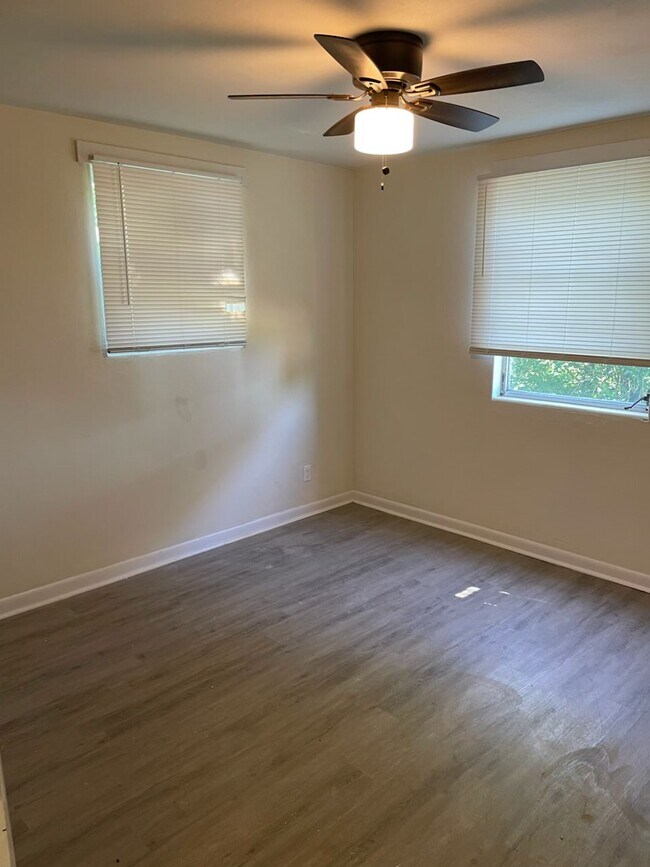 Foto del edificio - 3416 N Lee St