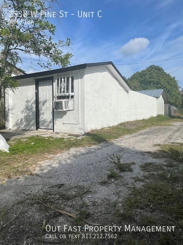 Foto principal - 2538 W Pine St