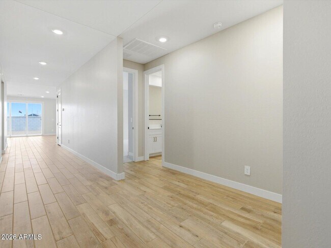 Foto del edificio - 7762 W Hayward Ave