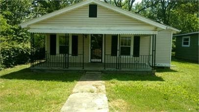 Primary Photo - 2604 E 39th St