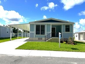 Building Photo - 5656 Woodford St