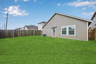 Building Photo - 7931 Tuscan Cypress Dr