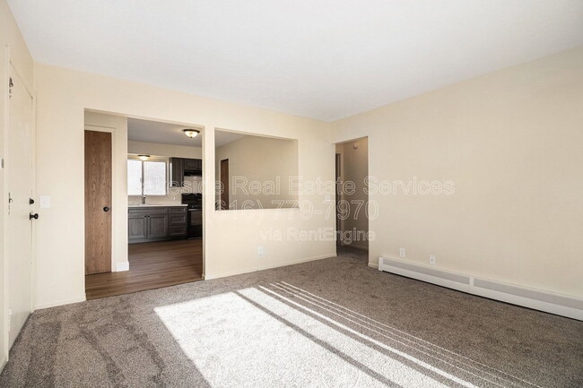 Building Photo - 1015 36th St SW