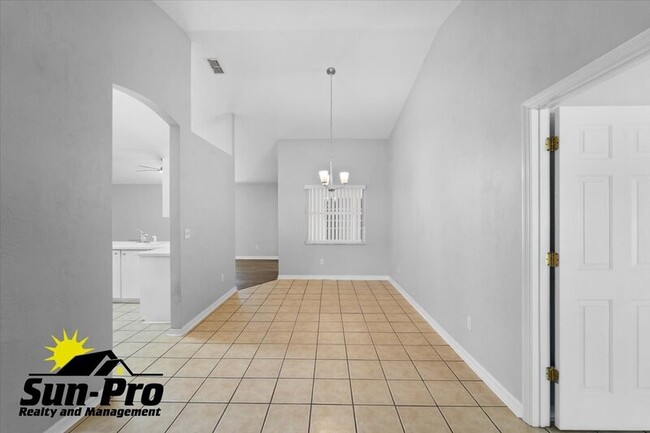 Building Photo - 3778 Grove View Ln