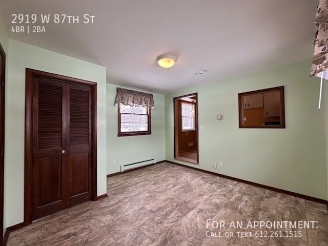 Foto del edificio - 2919 W 87th St