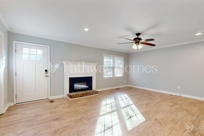 Foto del edificio - 3312 Ben Hill St SW