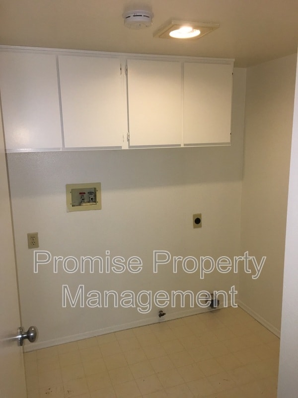 Foto del edificio - 1744 Calle Platico