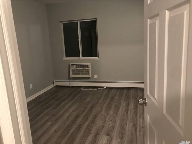 Foto del edificio - 110 Linden St