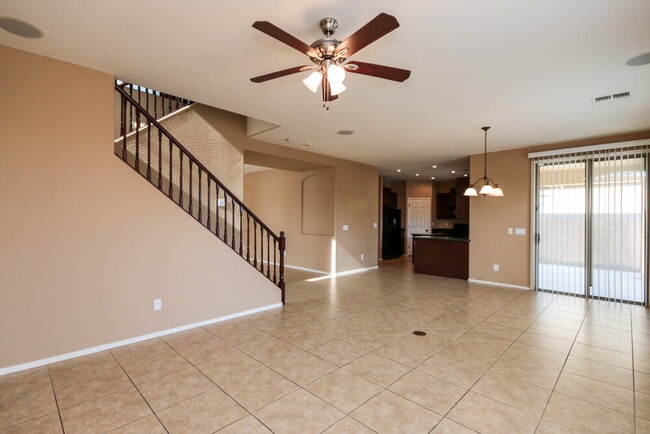 Building Photo - 6303 S 43rd Dr