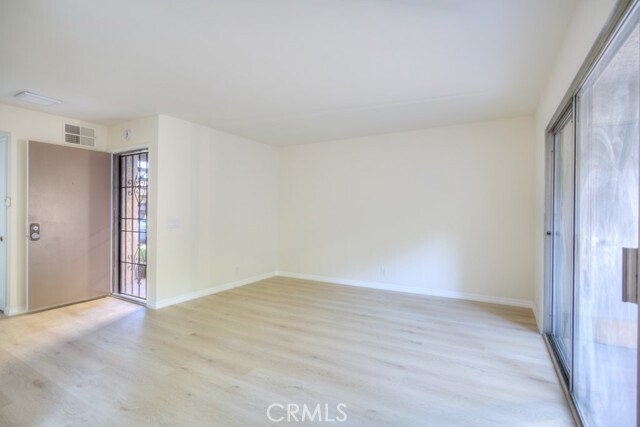 Foto del edificio - 17056 Colima Rd