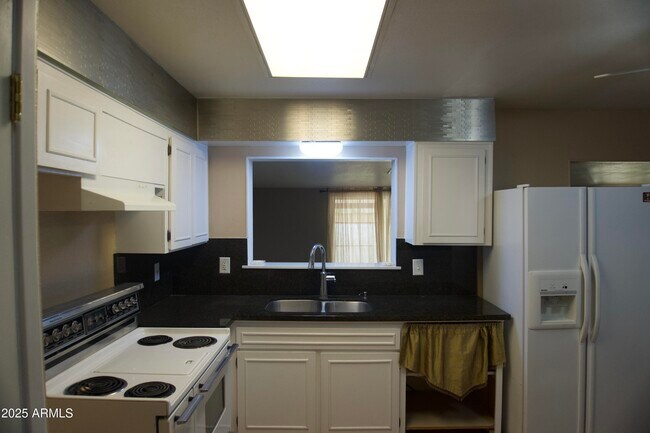 Foto del edificio - 8334 N 55th Ave