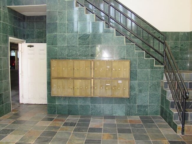Interior Photo - Cedar Glen Apts