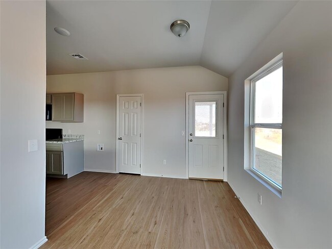 Building Photo - 1033 E Stetson Ln