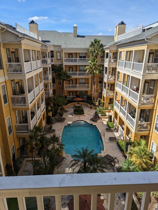 Foto principal - Downtown 1/1 Condo pool view & fireplace w...