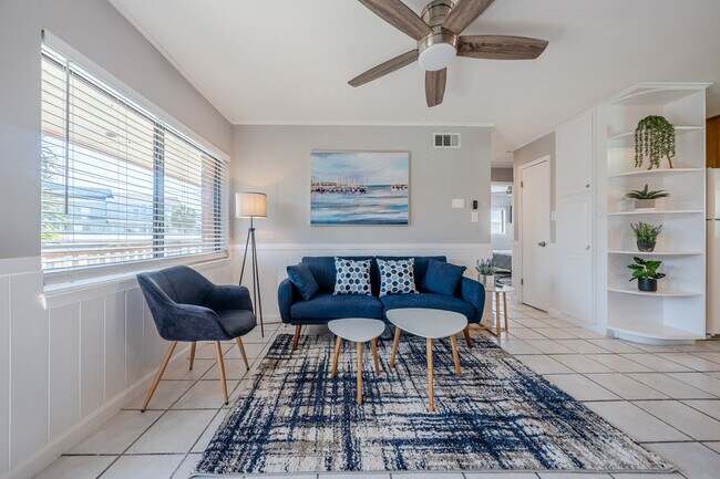 Building Photo - 333 Bluefish Dr