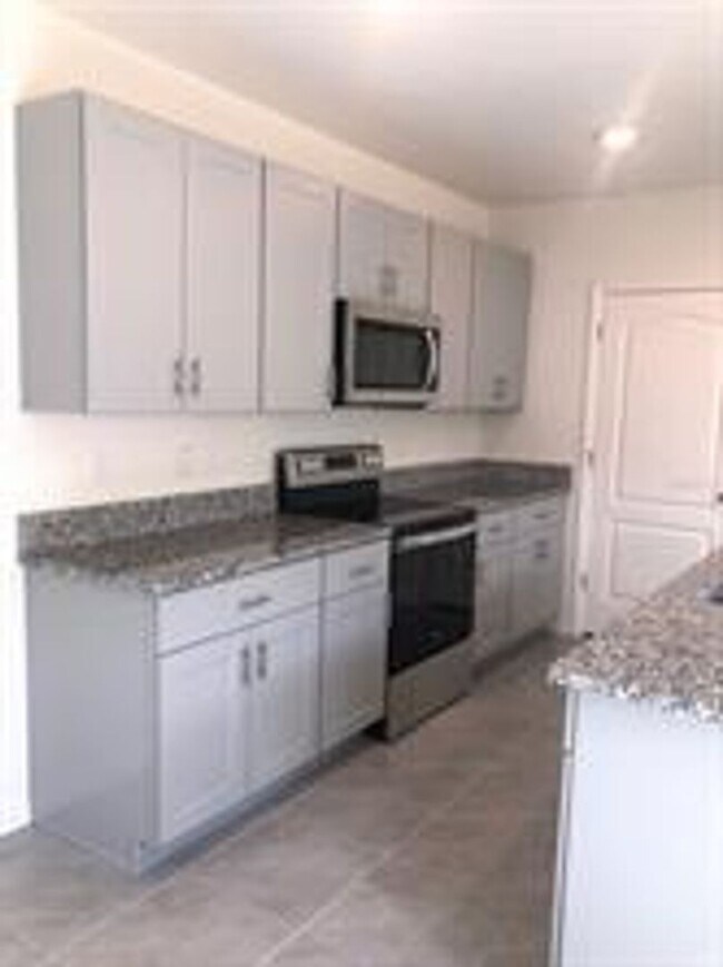 Foto del edificio - Nearly New Victoria Oaks 3 Bedroom/2 Bath ...