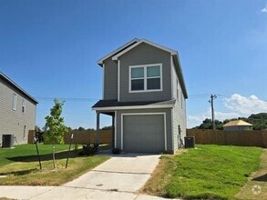 Building Photo - 6852 Bramblewood Dr