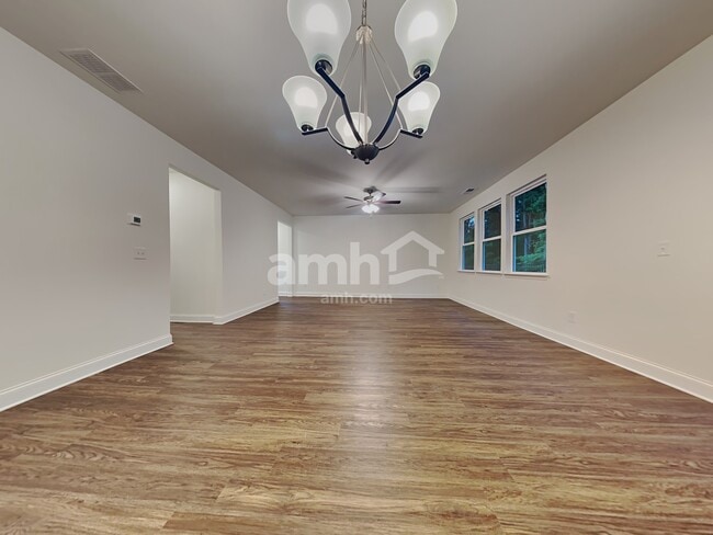 Building Photo - 152 Rivulet Dr