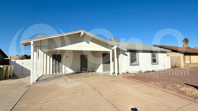 Foto del edificio - 6212 W Tierra Buena Ln