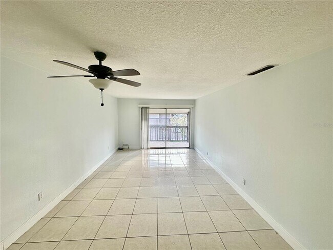 Building Photo - 6344 Newtown Cir