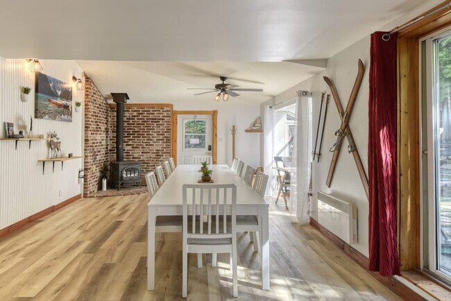 Photo du bâtiment - 1690 Rue Principale