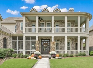 Building Photo - 2331 Bottlebrush Ln