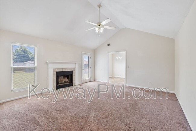 Building Photo - 3325 Hamden St