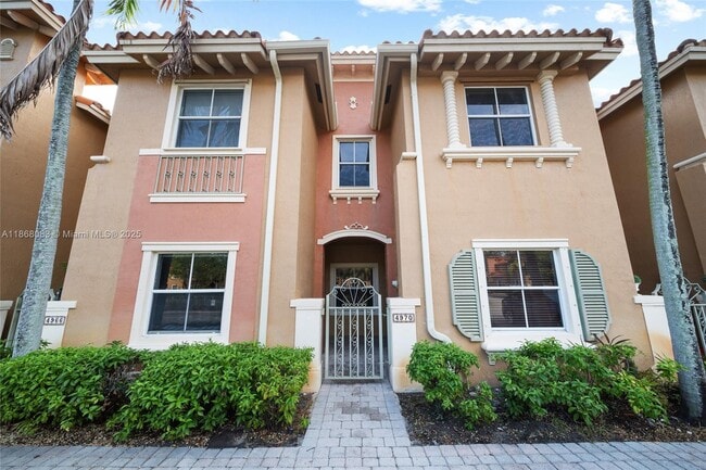 Foto del edificio - 4970 White Mangrove Way E