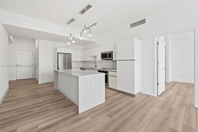 Photo - 101 Diplomat Pkwy Apartment