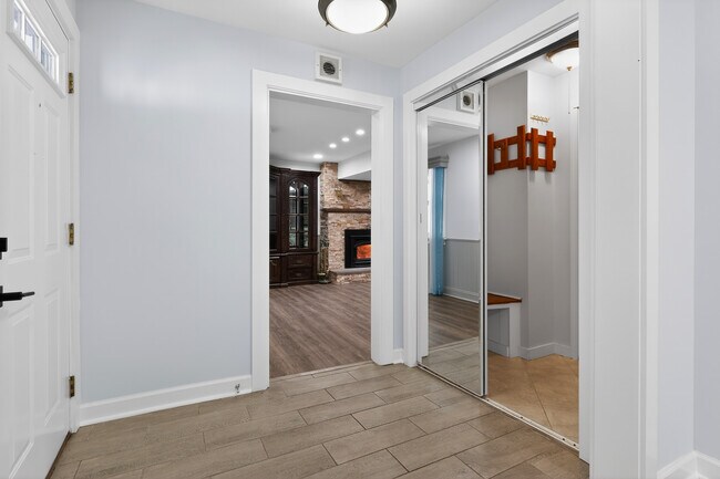 Foto del edificio - 615 Monroe Turnpike